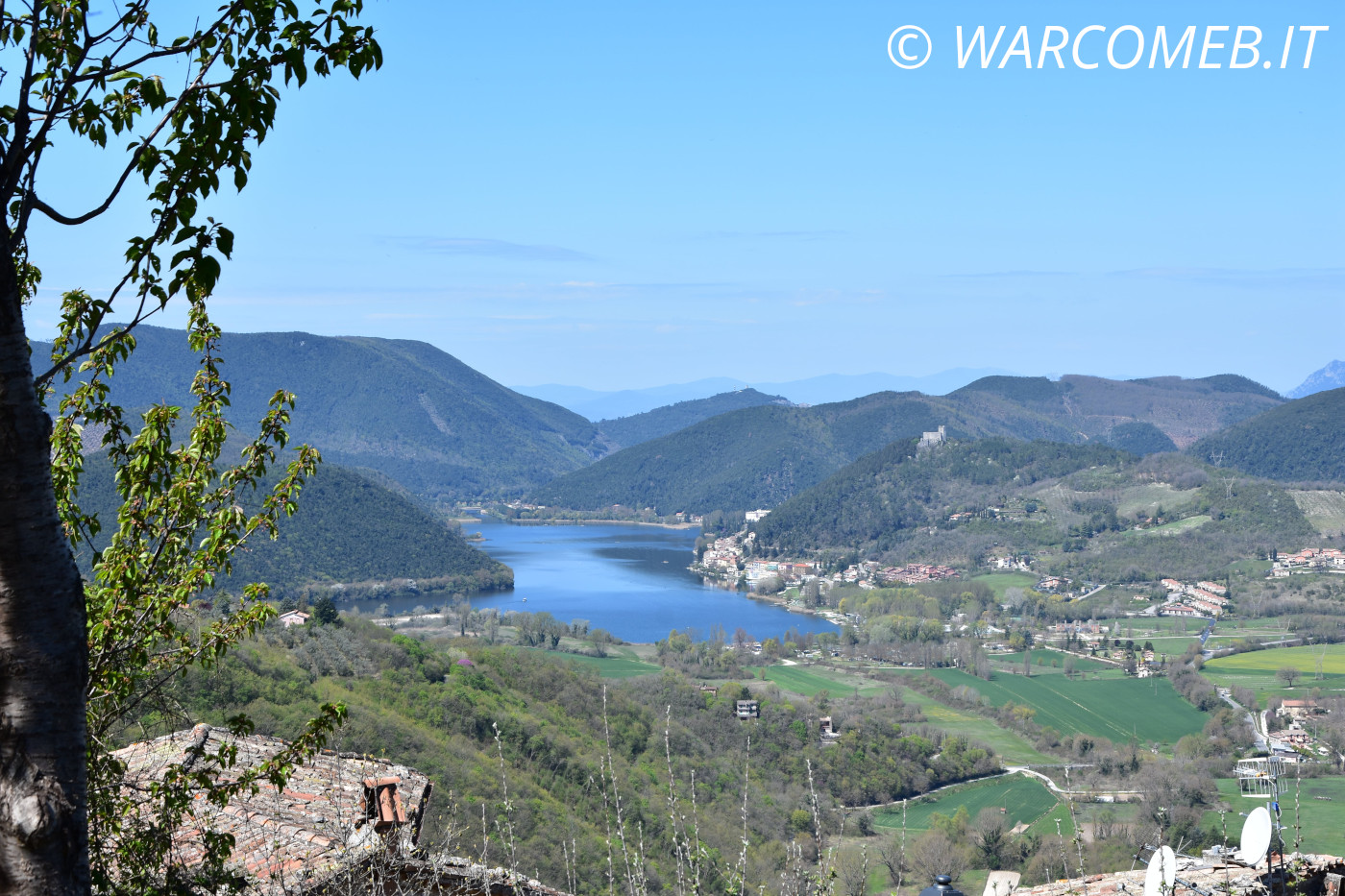 Il Lago di Piediluco visto da Labro